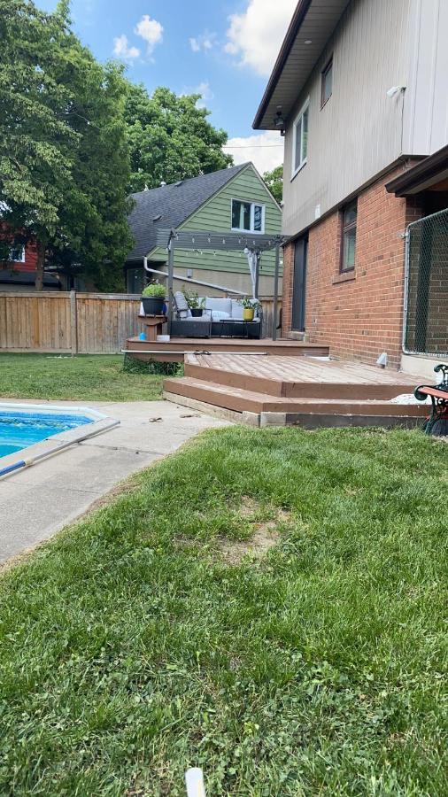 Clearbrooke Gem- Bright Private Bedroom Close To Yyz Toronto Exteriör bild
