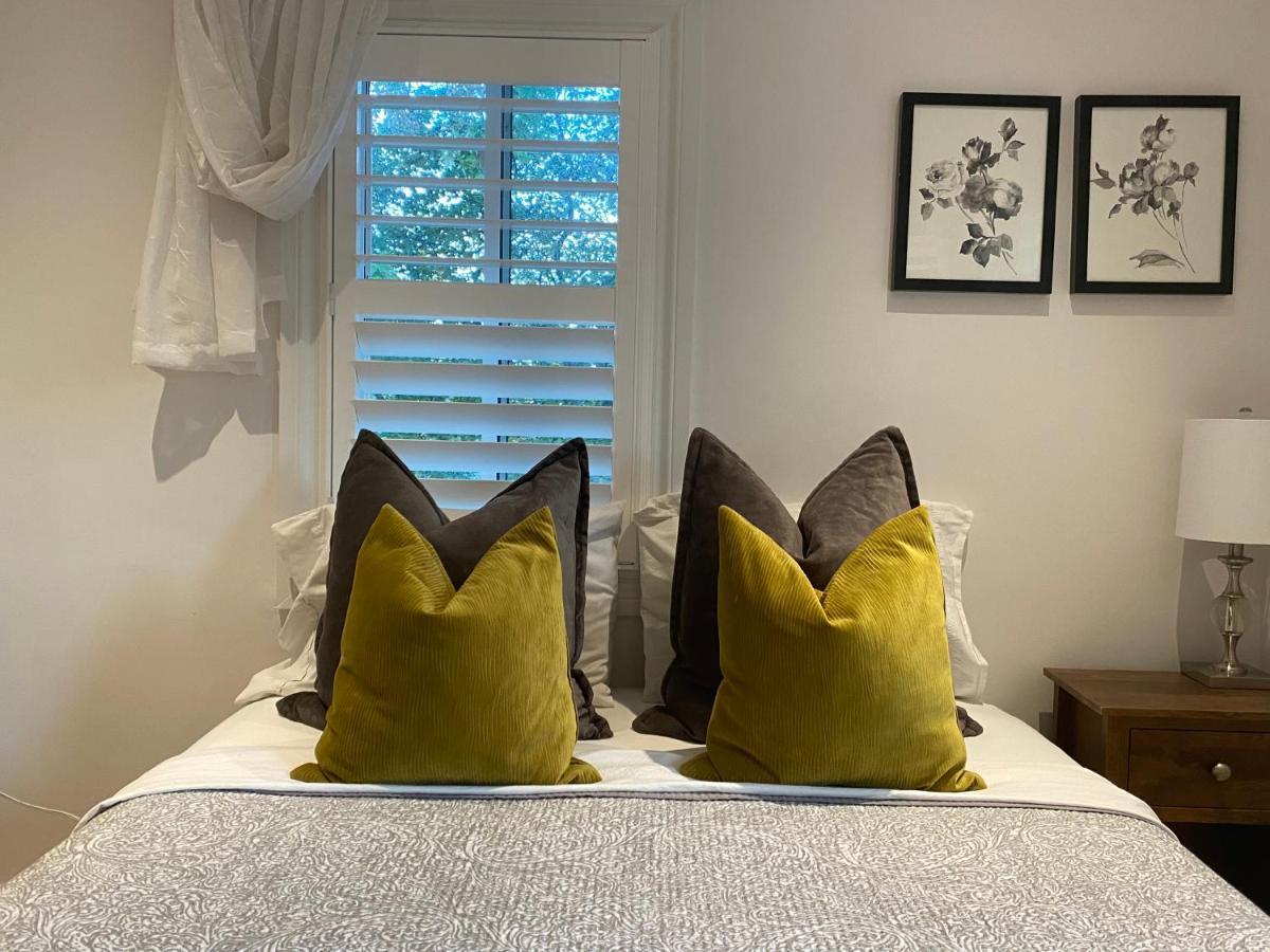 Clearbrooke Gem- Bright Private Bedroom Close To Yyz Toronto Exteriör bild